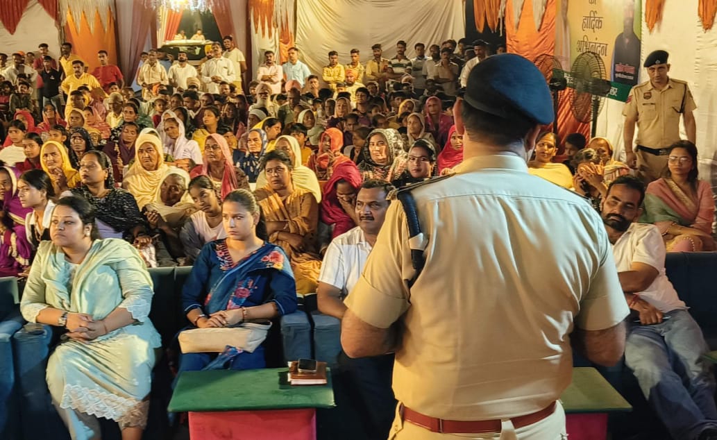 साइबर सुरक्षा जागरूकता अभियान के अन्तर्गत कल्पना चावला राजकीय महिला बहुतकनीकी अम्बाला शहर में छात्राओं/शिक्षकों को हेल्प लाइन नम्बर 1930 बारे किया जागरूक पुलिस अधीक्षक अम्बाला 