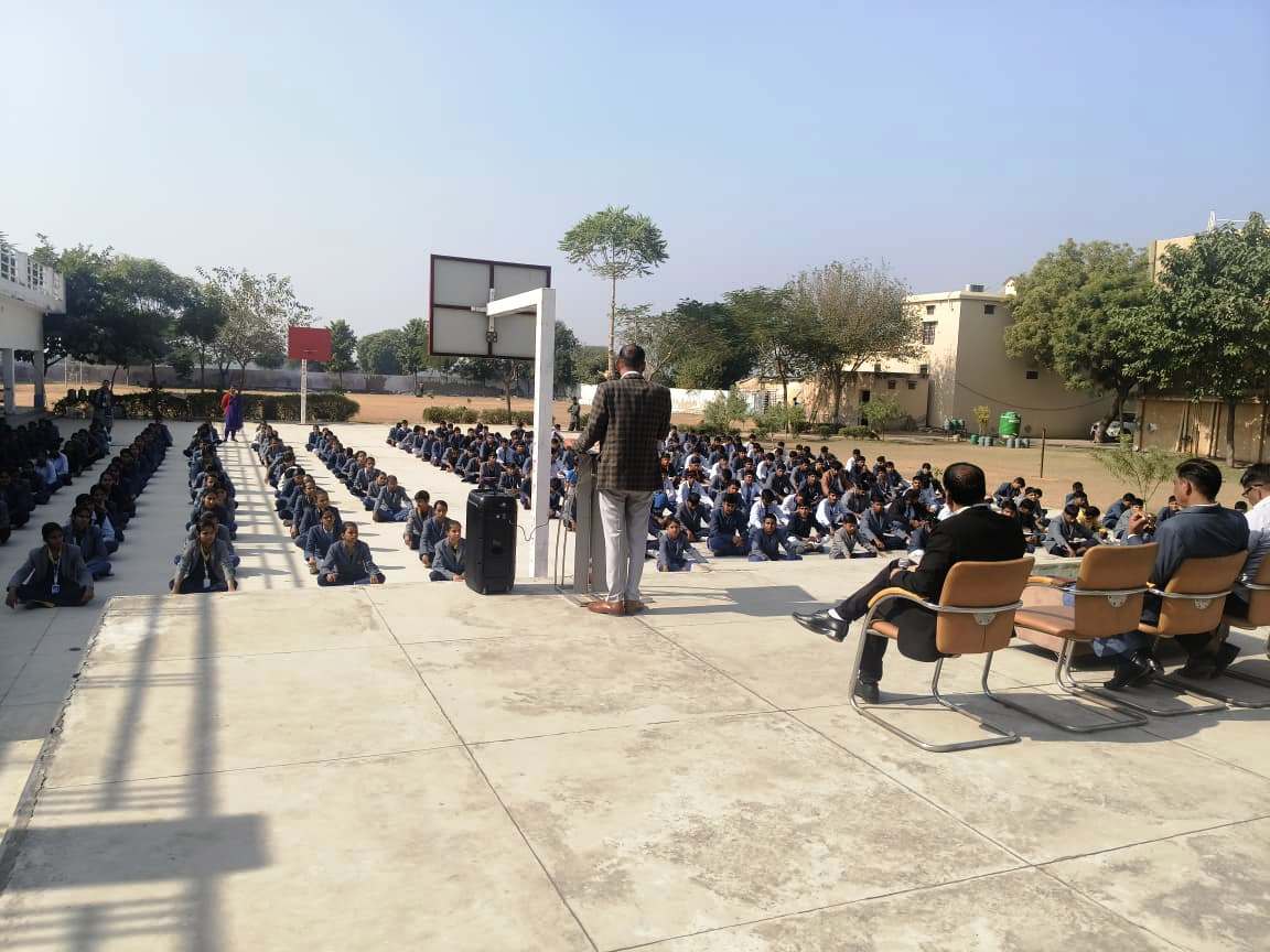 जिला पुलिस की 