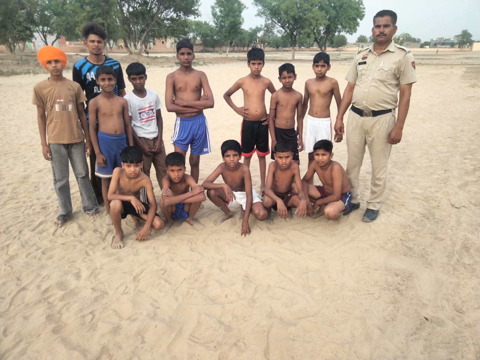नशे को छोडक़र खेलों की ओर कदम बढ़ाए युवा